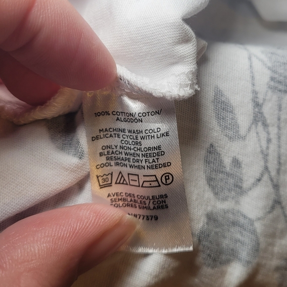 Ann Taylor blouse size medium 100 % cotton - Picture 5 of 7
